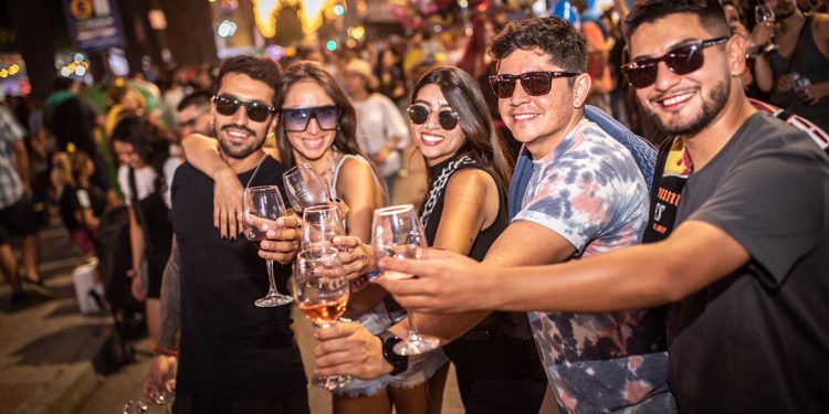 la xxxviième fête des vendanges de curicó aura lieu les 21, 22 et 23 mars dans le parc la granja de chile al paladar | noticias del vino en chile Fiestas de la Vendimia 2025 : la saison a commencé